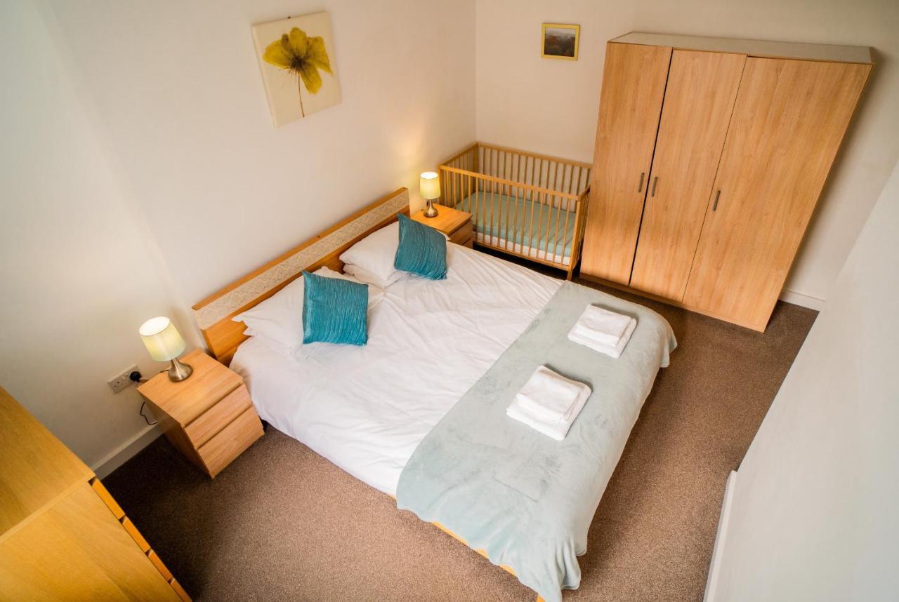 The Torrs Apartments New Mills Екстериор снимка